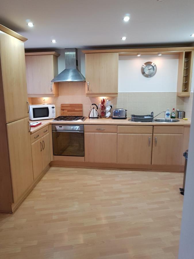 Executive Open Plan Apartment, Leith Edinburgh Szoba fotó
